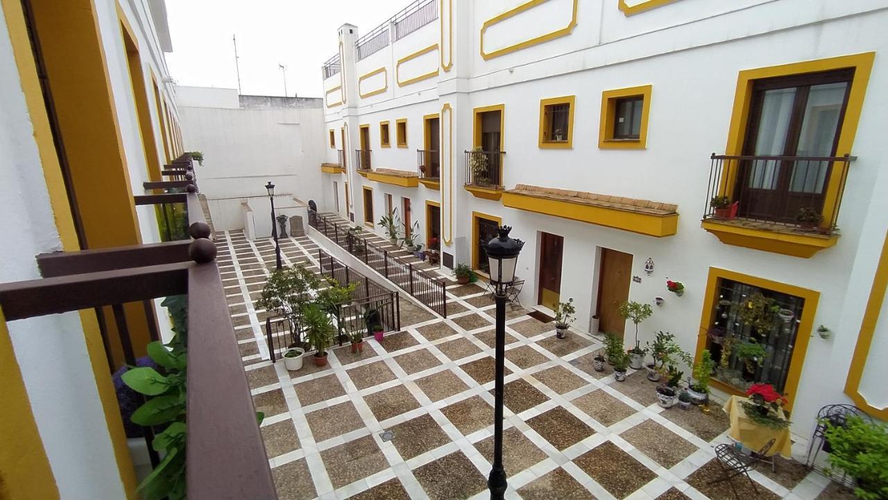 Sherryflat Neira - Parking Jerez de la Frontera Exterior foto